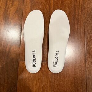 New Balance White/Gray FuelCell Insoles